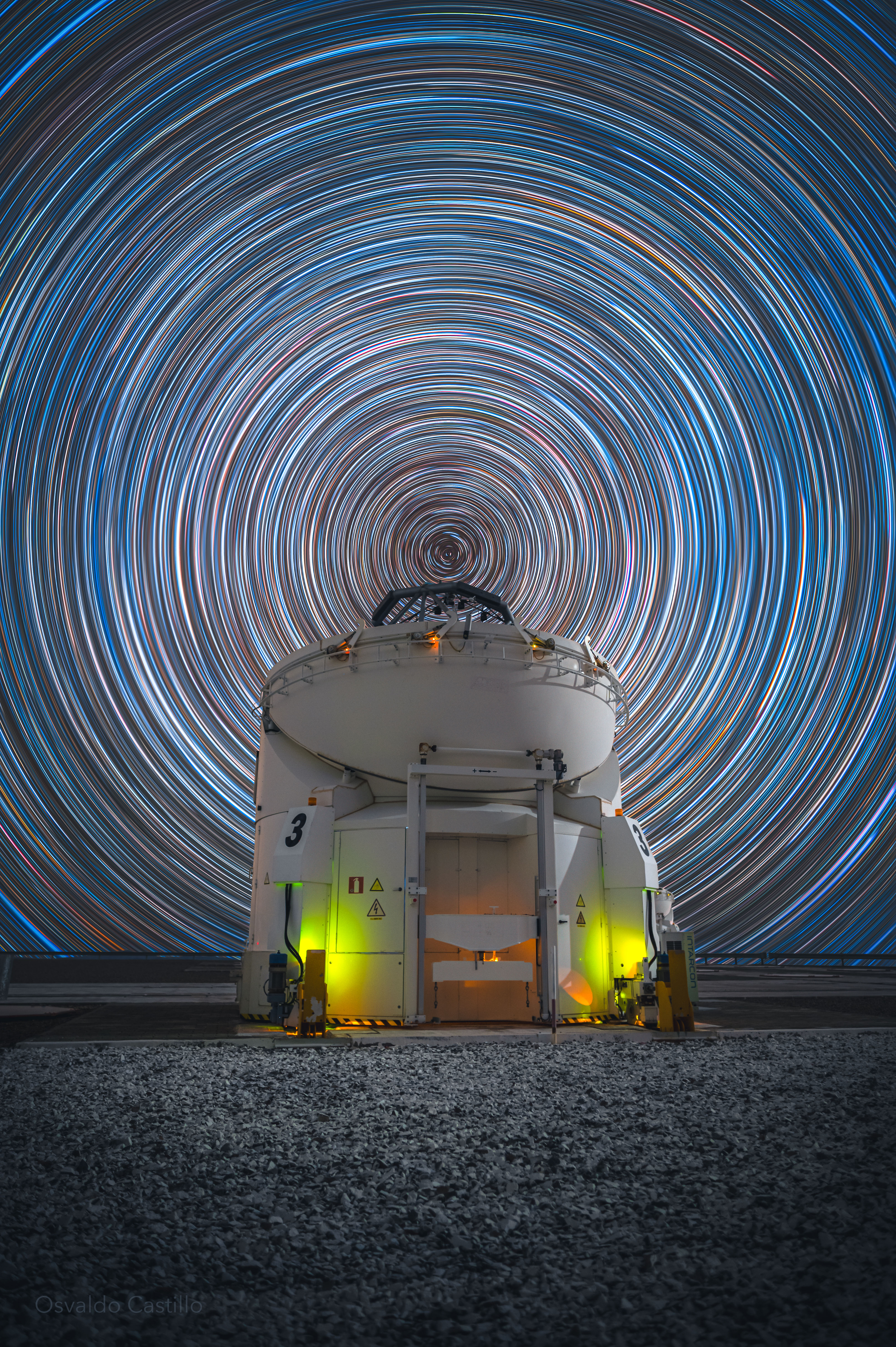 NASA Astronomy Picture of the Day: The Sky Turns Above Paranal